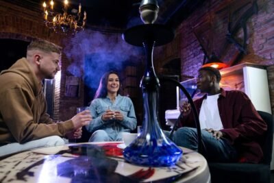 Premium borosilicate glass hookah with superior smoke filtration from Bingetoke Premium borosilicate glass hookah with superior smoke filtration from Bingetoke